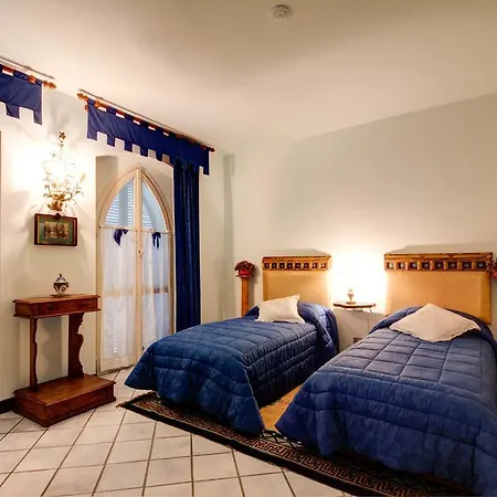 La Lussuosa Villa *